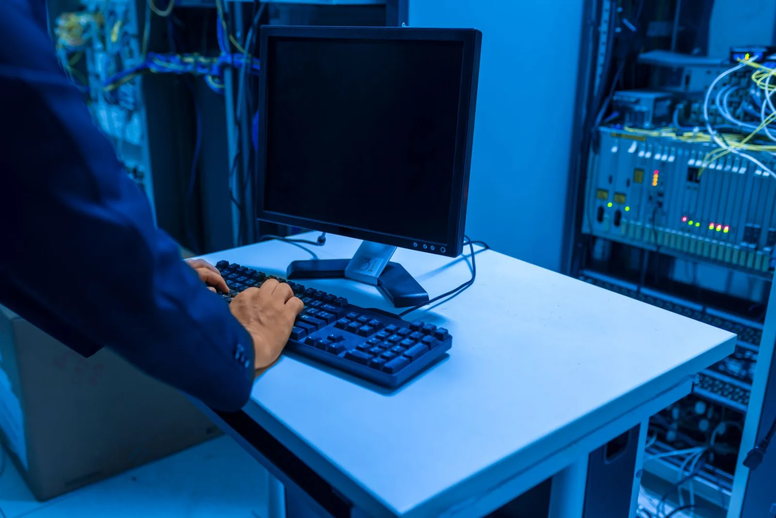 Webinar sobre normas técnicas e conformidade